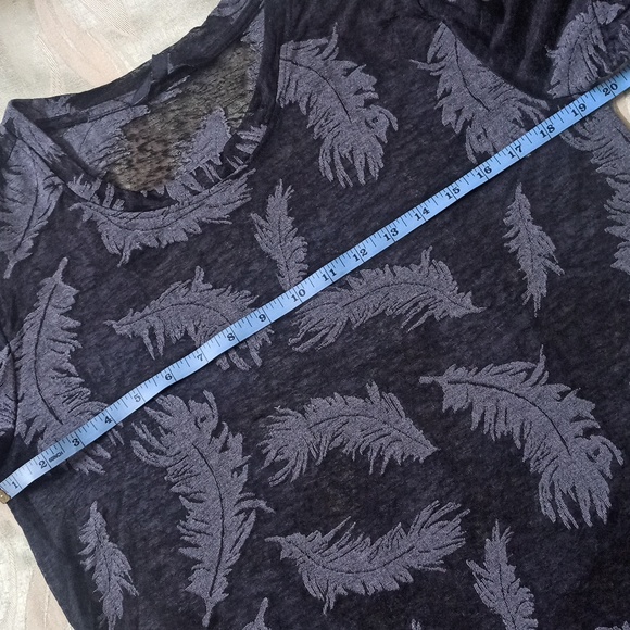 Fig Black Top - Picture 8 of 9